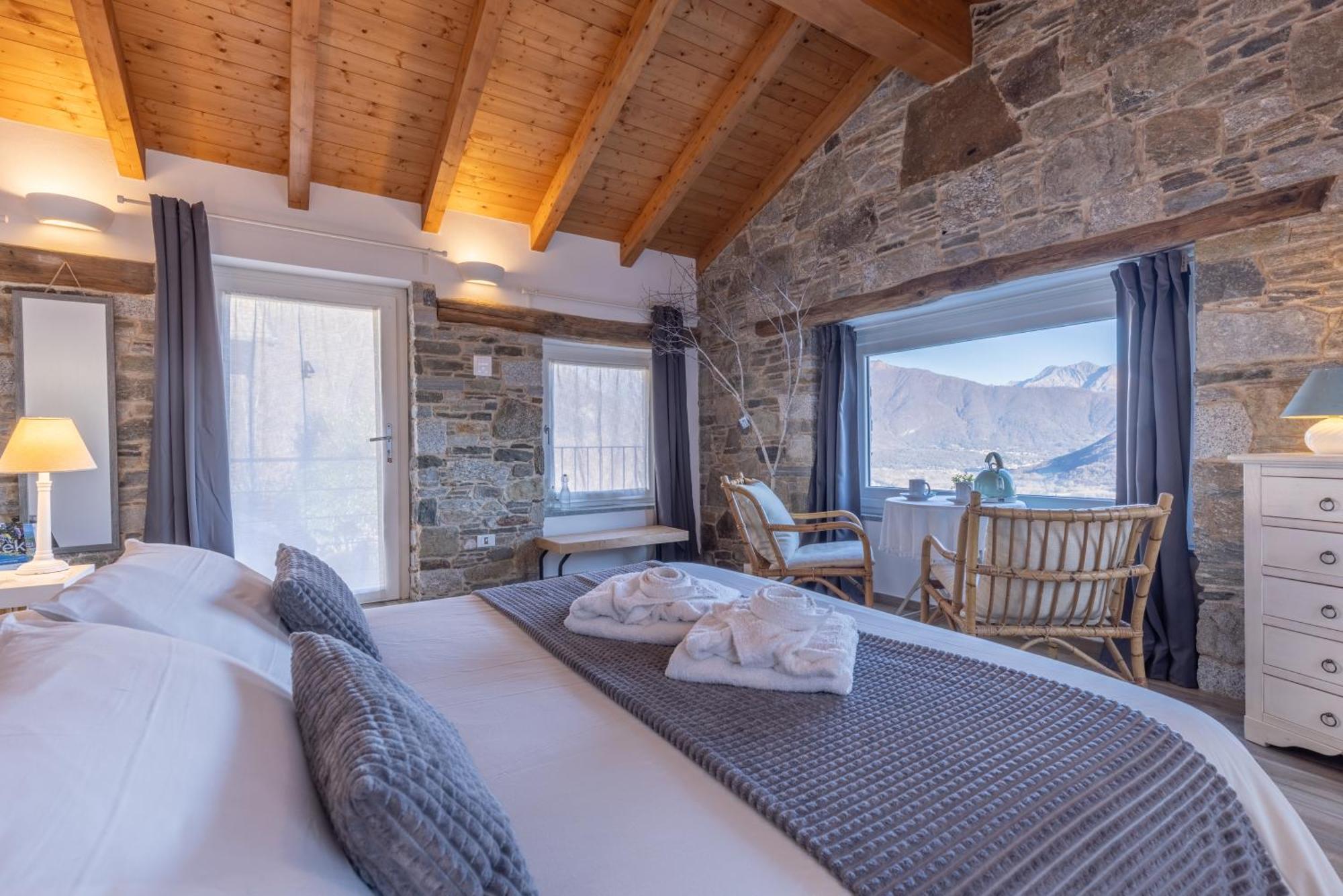 Il Riccio Di Ricciano Bed & Breakfast Casale Corte Cerro Bagian luar foto